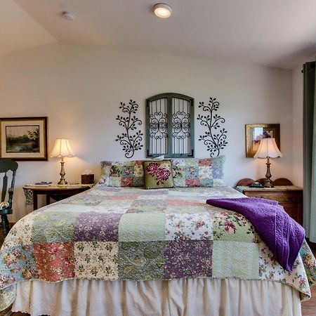 Ocean Cove Inn ヤハッツ エクステリア 写真