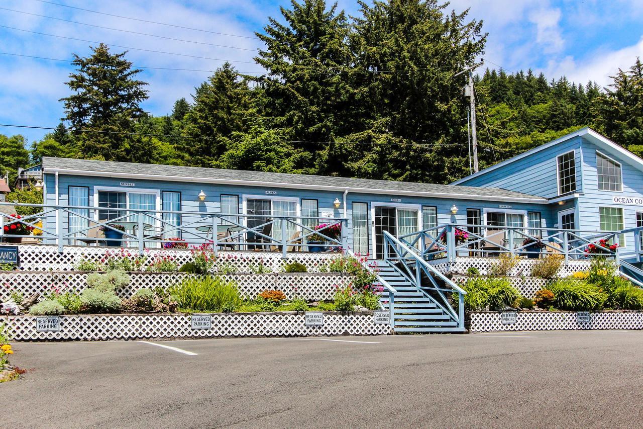 Ocean Cove Inn ヤハッツ エクステリア 写真